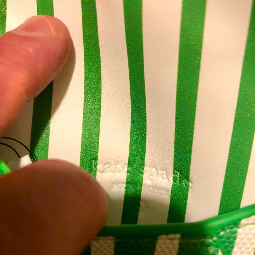 🌴🎉 *NWT* KATE SPADE X TARGET COLLAB STRIPED CARD CASE! 🎊 - Picture 4 of 6